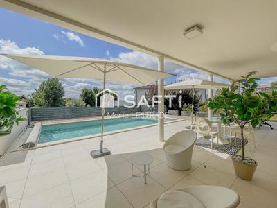 Maison - 195 m² - 6 pièces