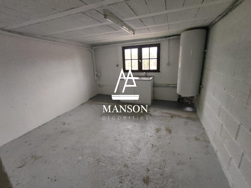 Maison - 99 m² - 6 pièces