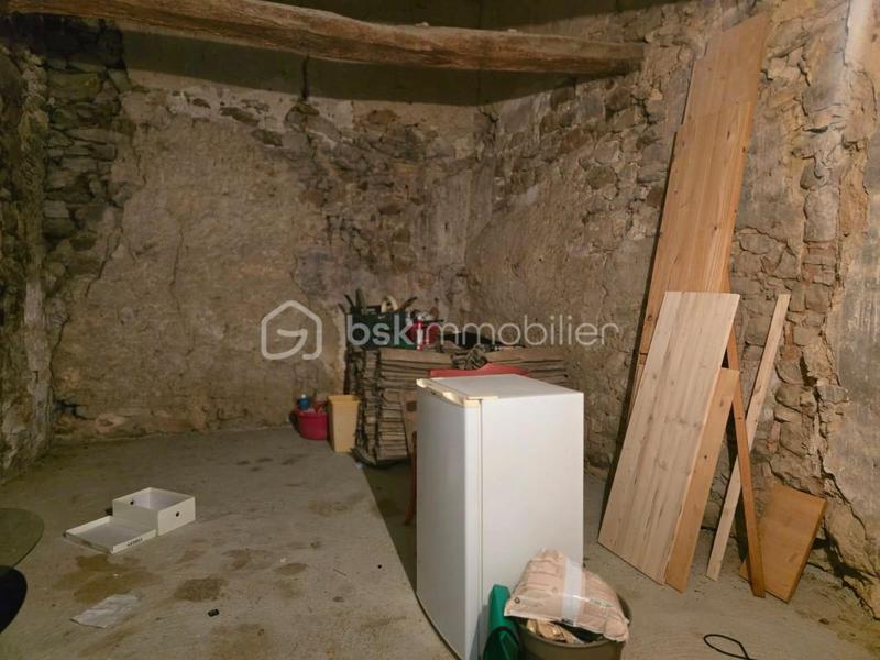 Maison en pierre - 78 m² - 4 pièces