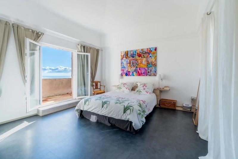 Appartement - 210 m² - 7 pièces