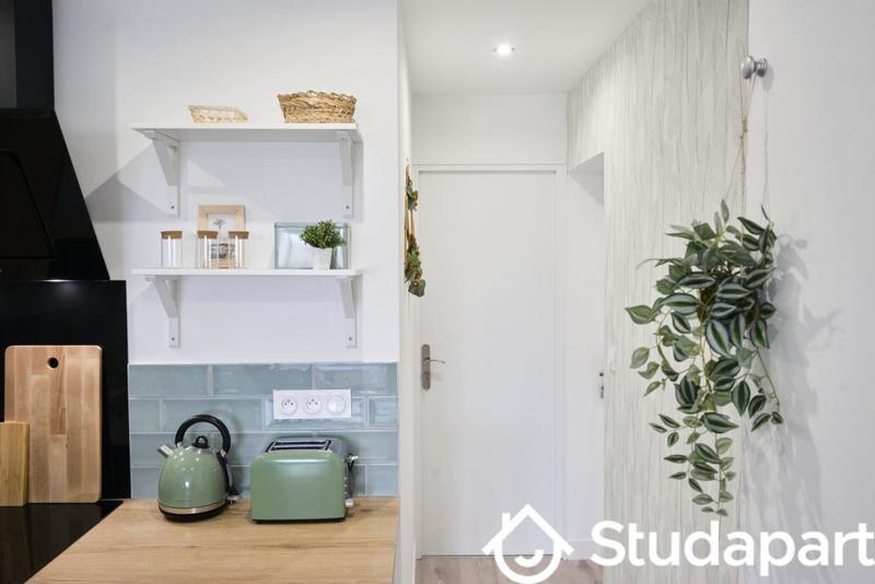 Chambre - 12 m² - 1 pièce