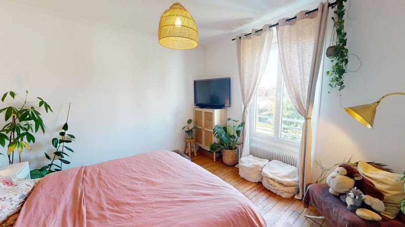 Maison - 105 m² - 5 pièces