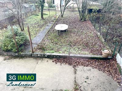 Maison - 75 m² - 5 pièces