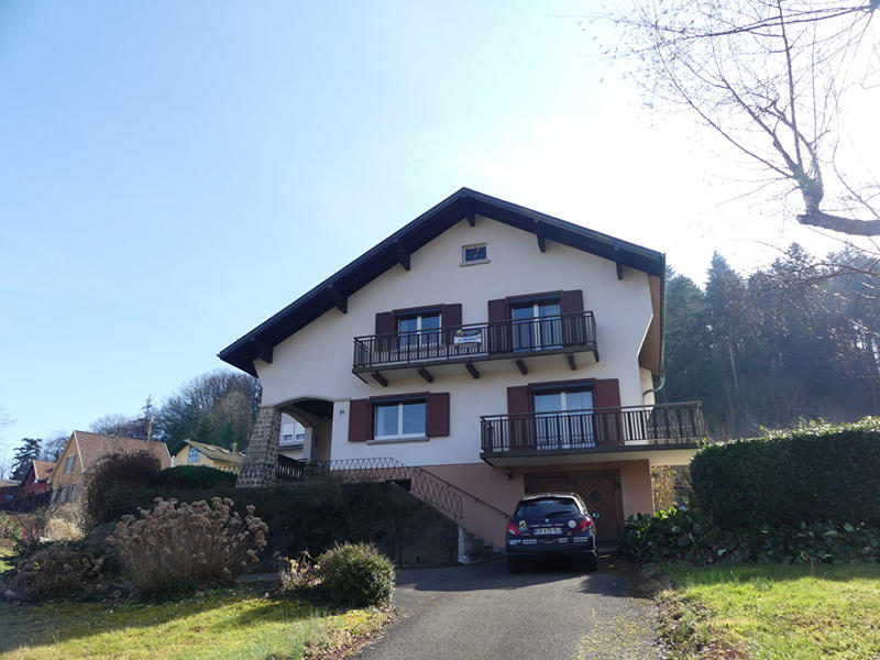 Maison - 177 m² - 7 pièces