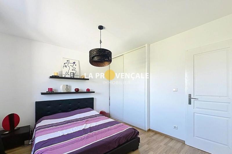 Propriété - 175 m² - 6 pièces