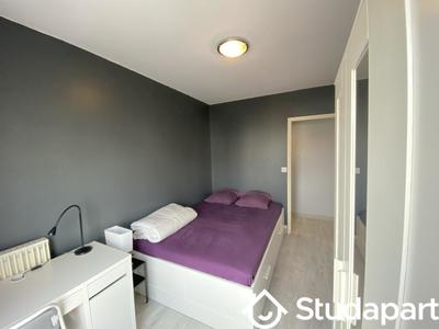 Chambre - 9 m² - 1 pièce