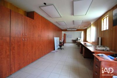 Local commercial - 3 377 m²