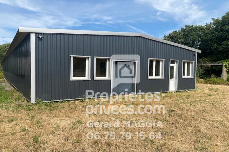 Terrain industriel - 2 747 m²