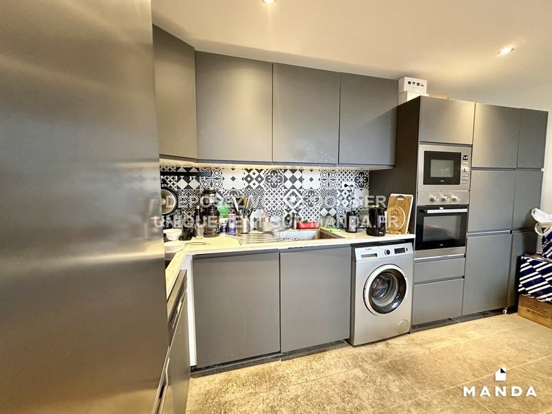 Chambre - 11 m² - 5 pièces