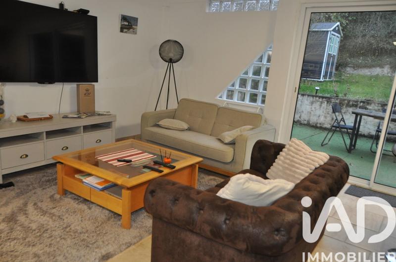 Maison de maîtres - 257 m² - 11 pièces