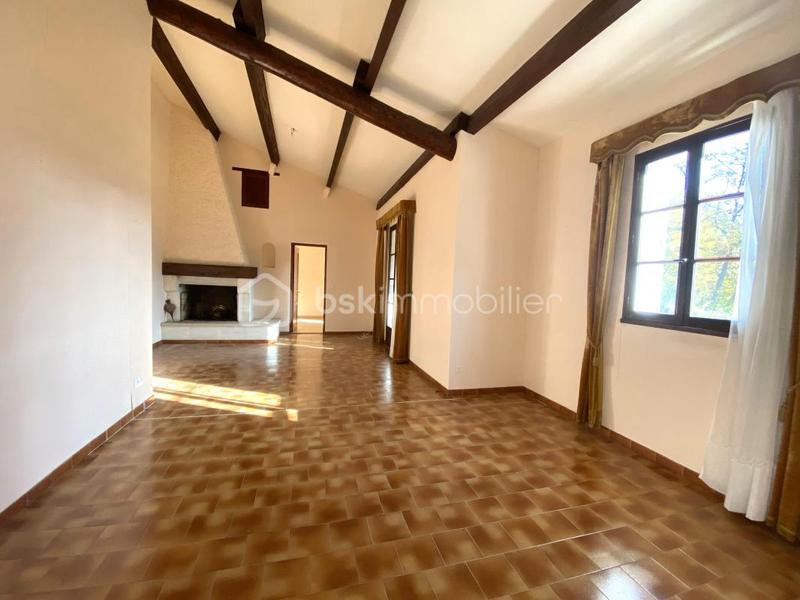 Maison traditionnelle - 133 m² - 6 pièces