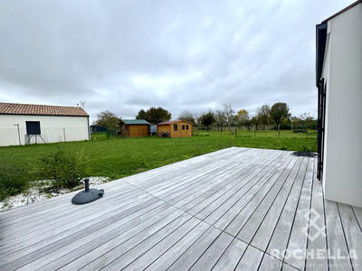 Maison - 110 m² - 4 pièces