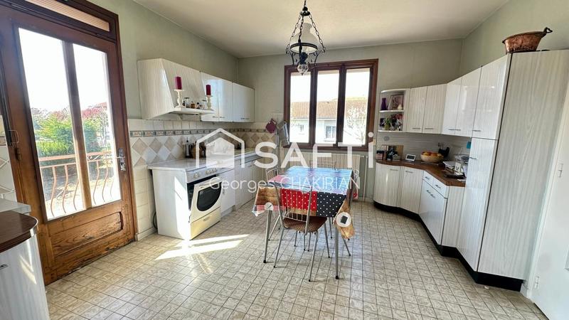 Maison - 83 m² - 4 pièces