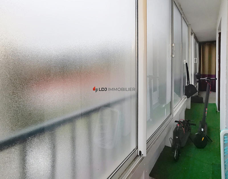 Appartement - 90 m² - 4 pièces