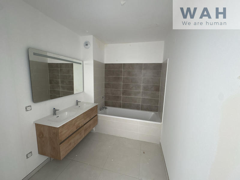 Appartement - 85 m² - 4 pièces