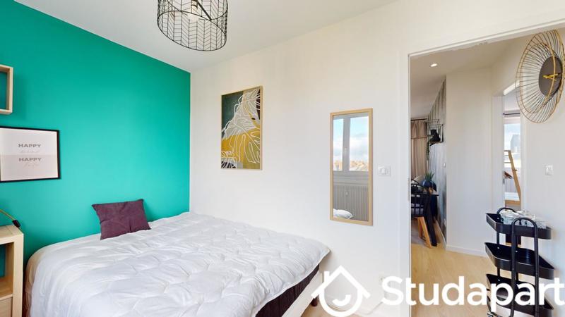 Chambre - 9 m² - 1 pièce