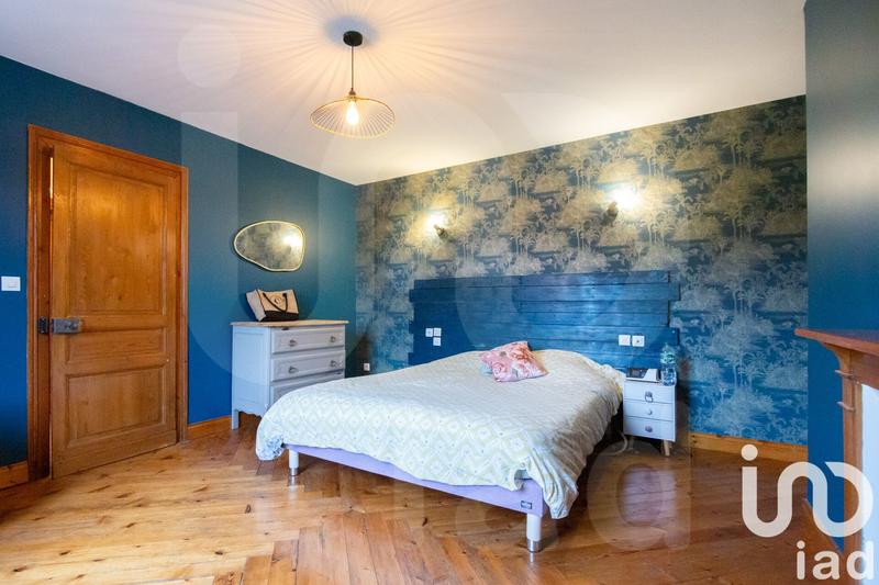 Maison - 165 m² - 9 pièces