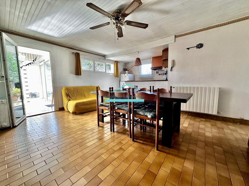 Villa - 161 m² - 6 pièces