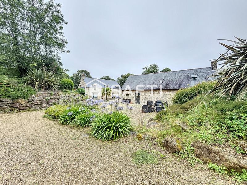 Maison - 605 m² - 11 pièces