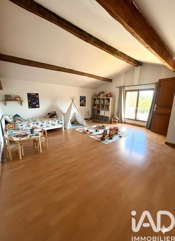 Appartement - 135 m² - 4 pièces