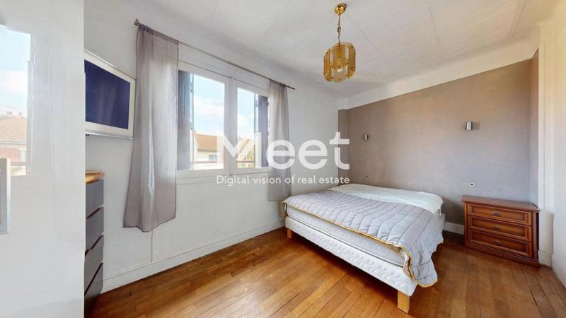 Moulin - 71 m² - 5 pièces