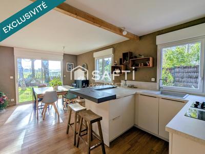 Maison - 91 m² - 5 pièces