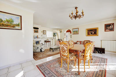 Maison - 137 m² - 5 pièces