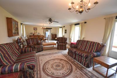Maison - 377 m² - 8 pièces