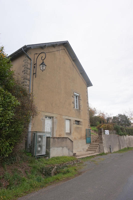 Maison - 137 m² - 7 pièces