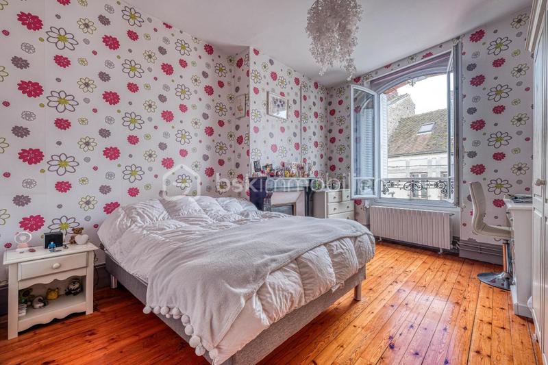 Demeure - 171 m² - 6 pièces