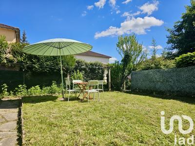 Maison de ville - 90 m² - 4 pièces