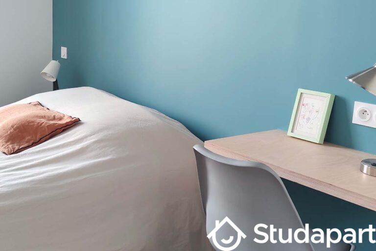 Chambre - 13 m² - 1 pièce