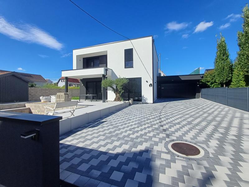 Maison contemporaine - 168 m² - 5 pièces