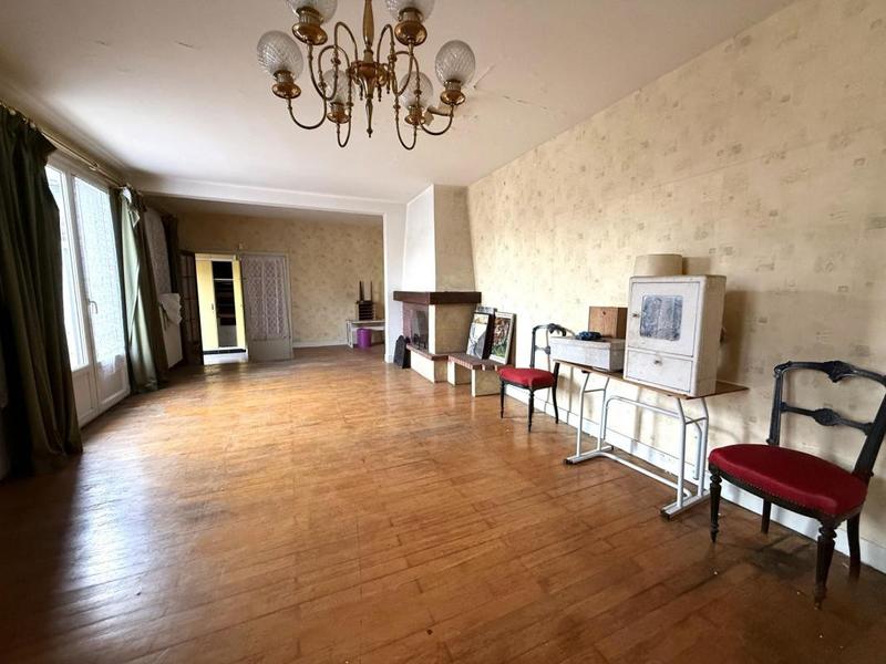 Maison - 93 m² - 5 pièces