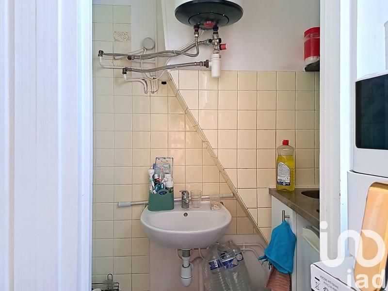 Studio - 9 m² - 1 pièce