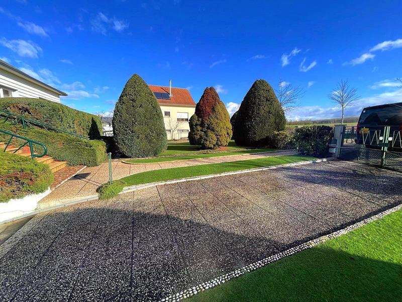 Maison - 140 m² - 6 pièces