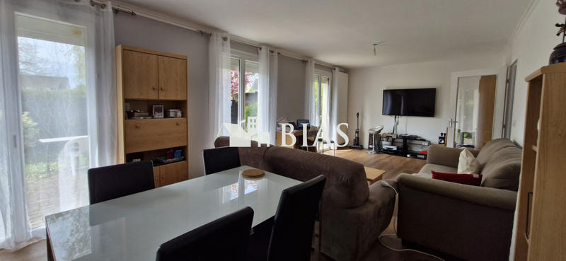 Maison - 98 m² - 4 pièces