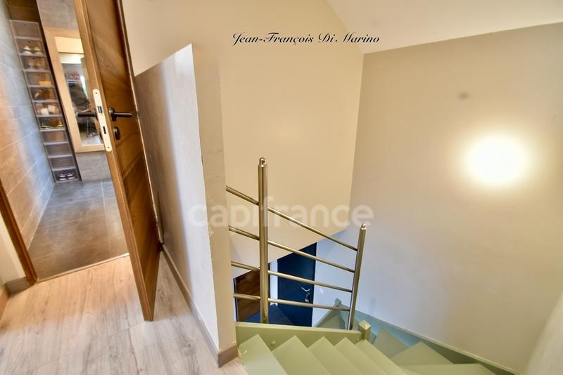 Maison - 112 m² - 4 pièces