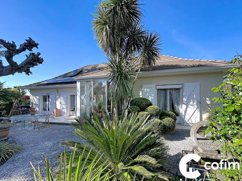 Maison - 175 m² - 7 pièces