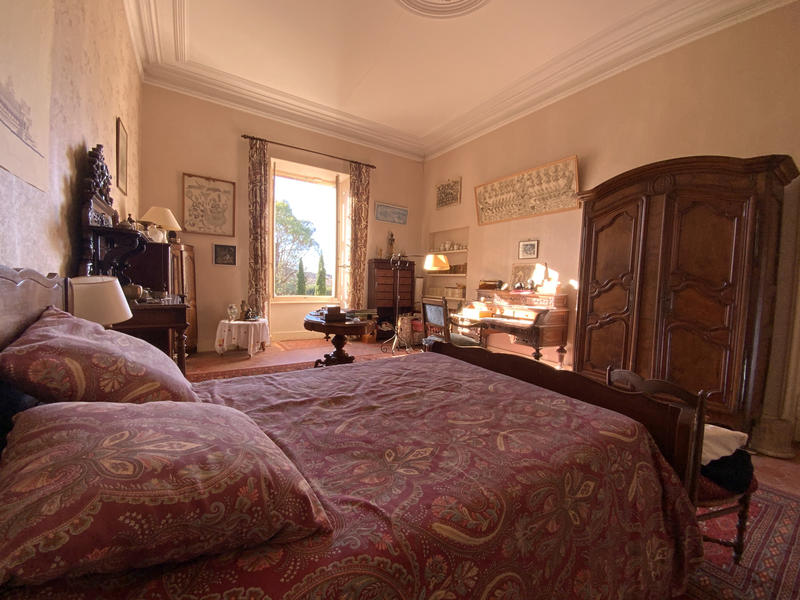 Appartement - 215 m² - 5 pièces