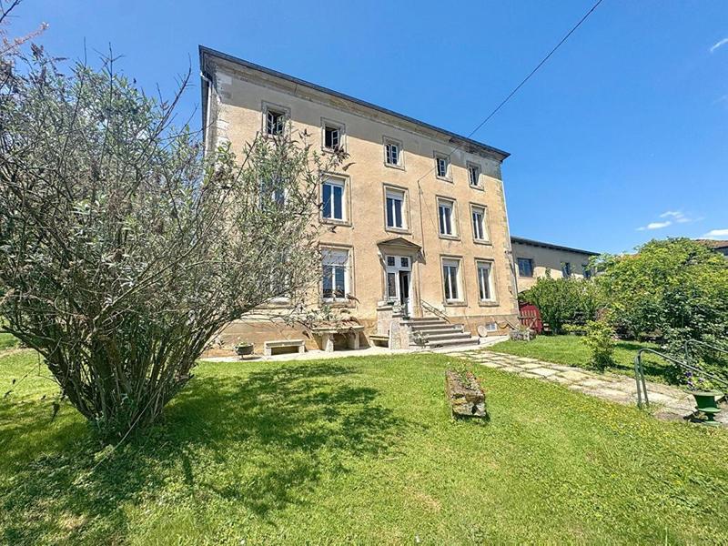 Maison - 282 m² - 8 pièces