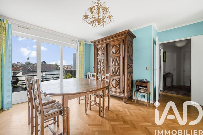 Appartement - 131 m² - 6 pièces