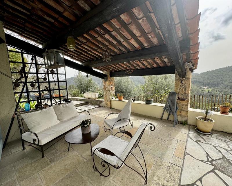 Maison - 140 m² - 4 pièces