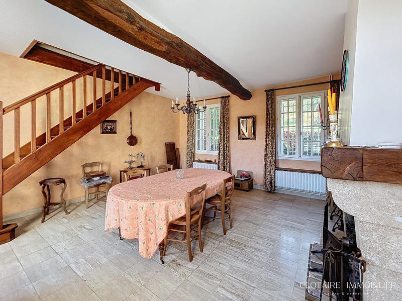 Ferme - 750 m² - 5 pièces