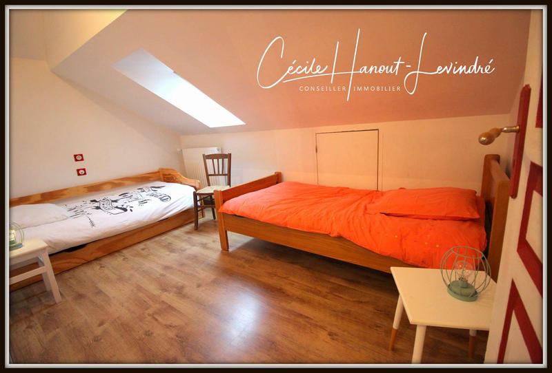 Maison - 355 m² - 17 pièces