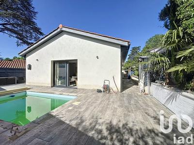 Maison - 100 m² - 5 pièces