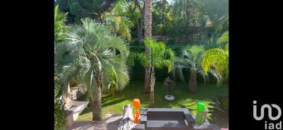 Maison - 230 m² - 6 pièces