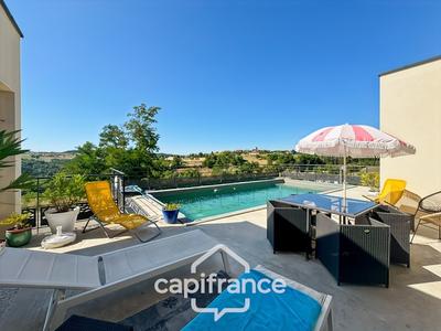 Maison - 135 m² - 5 pièces