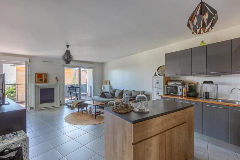 Appartement - 86 m² - 4 pièces