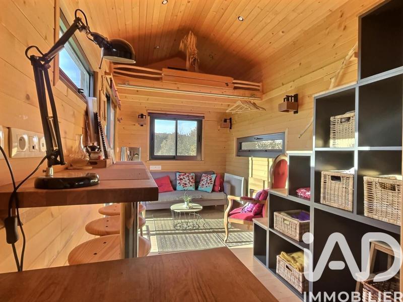 Maison - 299 m² - 15 pièces